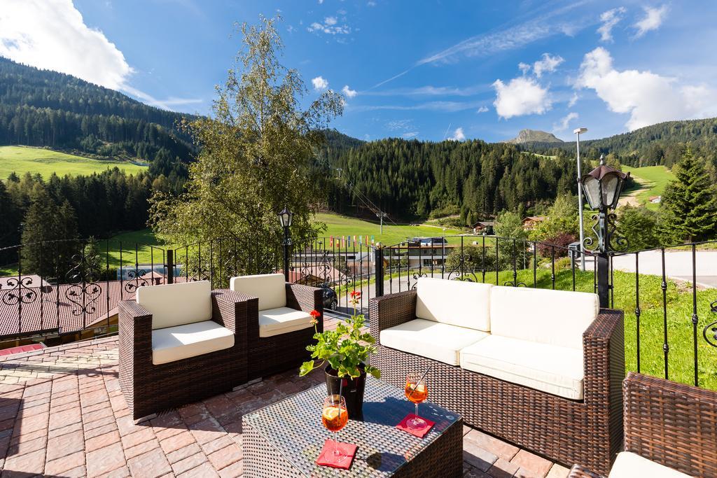 Berghotel Racines Bagian luar foto